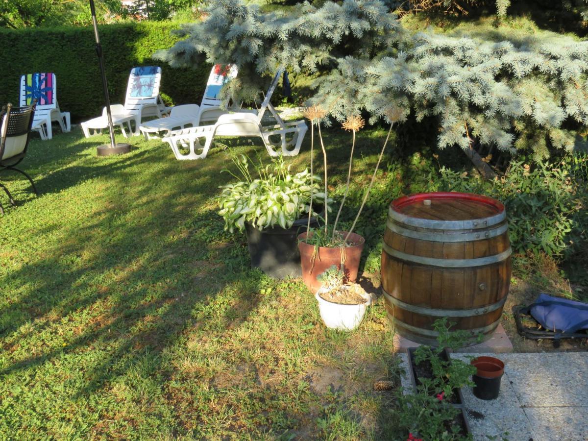 Art Inn Apartmanhaz Balaton-Gyenesdias Bagian luar foto