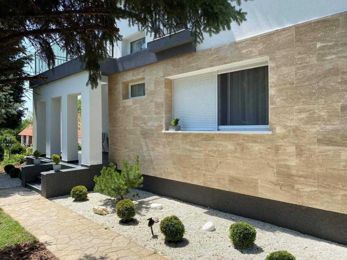 Art Inn Apartmanhaz Balaton-Gyenesdias Bagian luar foto
