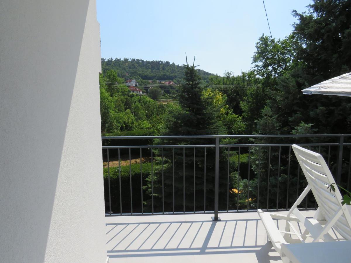 Art Inn Apartmanhaz Balaton-Gyenesdias Bagian luar foto